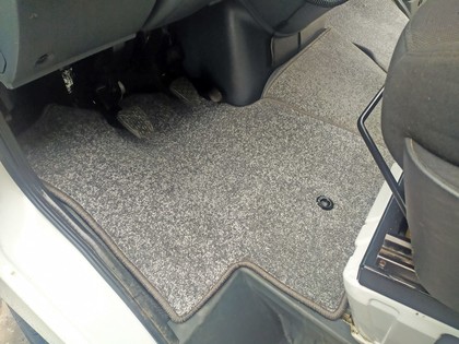 Коврики на Mercedes Sprinter Classic (W909) 2013 - 2025 в Мытищах