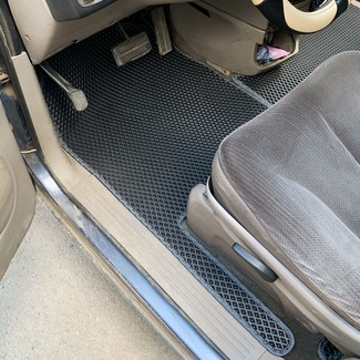 Ворсовые коврики на Dodge Grand Caravan (RG) 2000 - 2007 в Мытищах