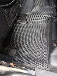 Коврики на Jeep Grand Cherokee (WK2) 2010 - 2022 в Мытищах