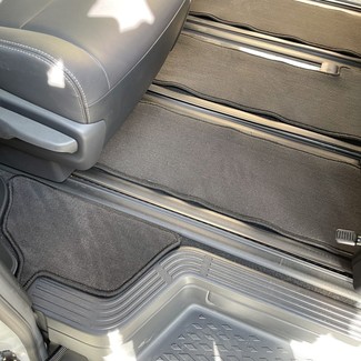 Ворсовые коврики на Toyota Hiace (H300) 2019 - 2025 в Мытищах