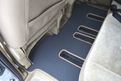 Коврики на Nissan Serena (C24) 1999 - 2005 в Мытищах