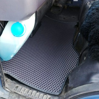 Ворсовые коврики на Nissan Atlas (F23) 1992 - 2007 в Мытищах