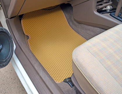 Ворсовые коврики на Toyota Cynos (L50) 1995 - 1999 в Мытищах