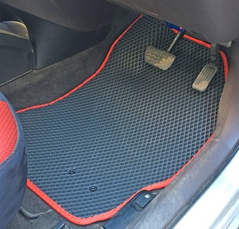 Ворсовые коврики на Toyota iQ 2008 - 2016 в Мытищах