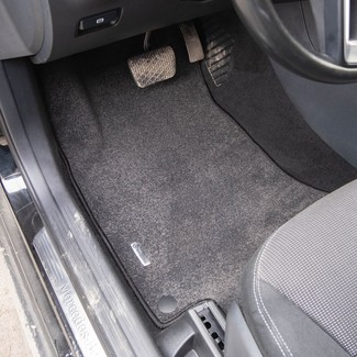 Коврики на Mercedes GLA (X156) 2014 - 2020 в Мытищах