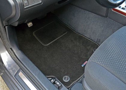 Ворсовые коврики на Toyota Camry (XV50) 2011 - 2018 в Мытищах