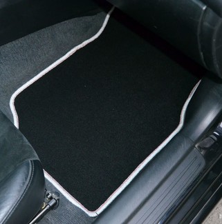 Коврики на Mitsubishi Lancer Evolution VII 2001 - 2003 в Мытищах