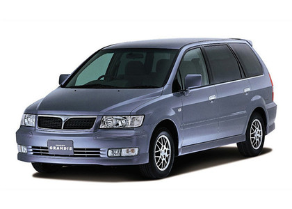 Ворсовые коврики на Mitsubishi Chariot Grandis 1997 - 2003 в Мытищах