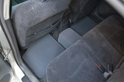 Коврики на Toyota Allion I 2001 - 2007 в Мытищах