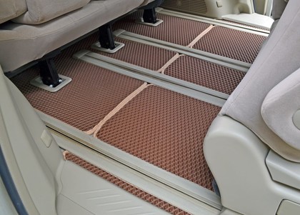 Ворсовые коврики на Toyota Estima III 2006 - 2019 в Мытищах