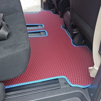 Коврики на Mitsubishi Delica D:5 2007 - 2025 в Мытищах