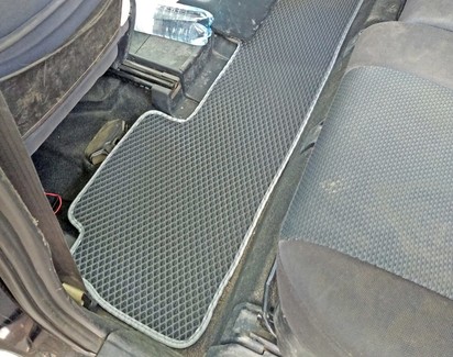Коврики на Toyota Wish I 2003 - 2009 в Мытищах