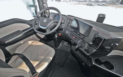 Ворсовые коврики на Howo Sinotruk Sitrak C7H MAX 2023 - 2025 в Мытищах