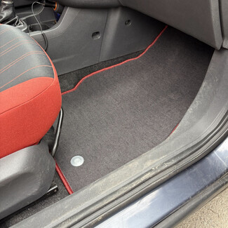 Ворсовые коврики на Opel Corsa D 2006 - 2014 в Мытищах Ворсовые коврики на Opel Corsa D 2006 - 2014 в Мытищах