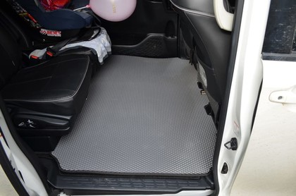 Ворсовые коврики на Toyota Voxy (R80) 2014 - 2021 в Мытищах