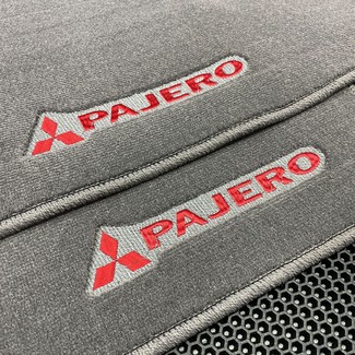Ворсовые коврики на Mitsubishi Pajero III 1999 - 2006 в Мытищах