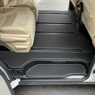 Коврики на Toyota Vellfire (H30) 2015 - 2023 в Мытищах