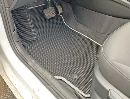 Коврики на Audi A1 (8X) 2010 - 2019 в Мытищах