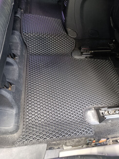 Коврики на Jeep Grand Cherokee (WK2) 2010 - 2022 в Мытищах