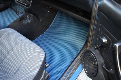 Коврики на Lada (ВАЗ) 2101, 2102, 2103, 2104, 2105, 2106, 2107 1970 - 2012 в Мытищах