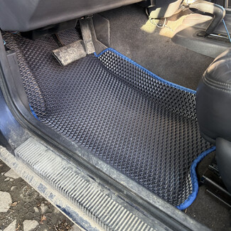 Коврики на Jeep Grand Cherokee (ZJ) 1992 - 1999 в Мытищах