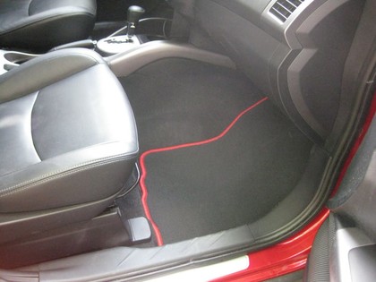 Коврики на Mitsubishi Outlander XL 2005 - 2013 в Мытищах