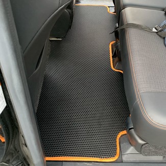 Ворсовые коврики на Toyota Sienta II 2015 - 2022 в Мытищах
