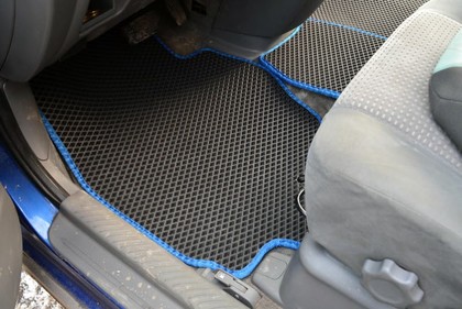 Ворсовые коврики на Mazda MPV II 1999 - 2006 в Мытищах