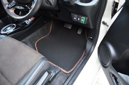 Коврики на Honda Fit Shuttle 2011 - 2015 в Мытищах