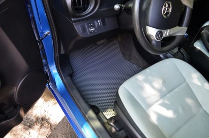 EVA коврики на Toyota Prius C 2011 - 2021 в Мытищах
