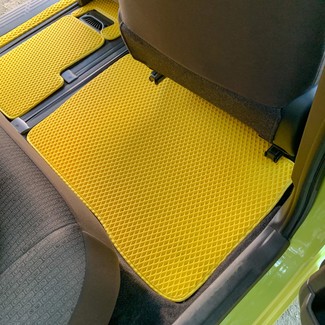 Ворсовые коврики на Toyota Porte II 2012 - 2020 в Мытищах