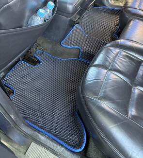 Коврики на Jeep Grand Cherokee (ZJ) 1992 - 1999 в Мытищах