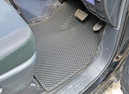 Ворсовые коврики на Toyota Voxy (R80) 2014 - 2021 в Мытищах