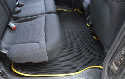 Коврики на Honda Mobilio Spike 2002 - 2008 в Мытищах