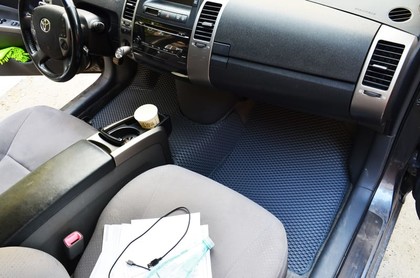 Ворсовые коврики на Toyota Prius (20) 2004 - 2009 в Мытищах