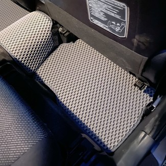 Коврики на Toyota Wish II 2009 - 2017 в Мытищах