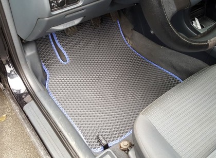Ворсовые коврики на Nissan Almera Classic (B10) 2006 - 2013 в Мытищах