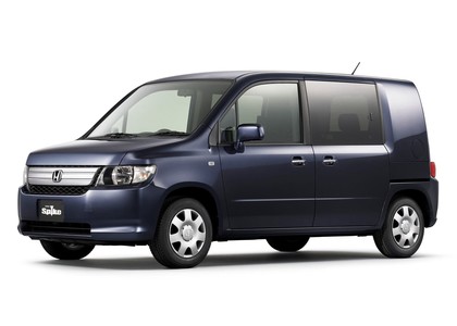 Коврики на Honda Mobilio Spike 2002 - 2008 в Мытищах