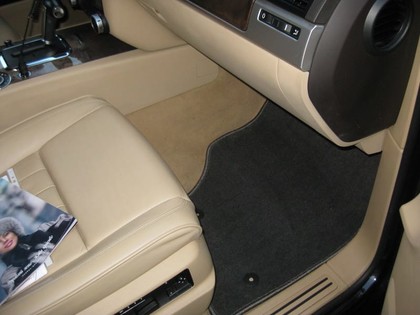 Ворсовые коврики на Volkswagen Touareg I 2002 - 2010 в Мытищах