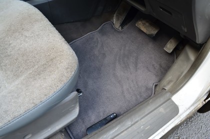 Ворсовые коврики на Nissan Avenir (W11) 1998 - 2005 в Мытищах