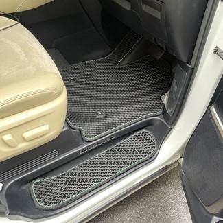 Коврики на Toyota Vellfire (H30) 2015 - 2023 в Мытищах