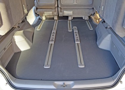 Коврики на Toyota Alphard (H10) 2002 - 2008 в Мытищах
