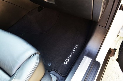 Ворсовые коврики на Infiniti QX70 2013 - 2019 в Мытищах