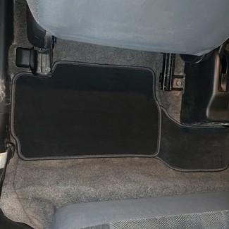 Коврики на Mitsubishi Pajero iO 1998 - 2007 в Мытищах