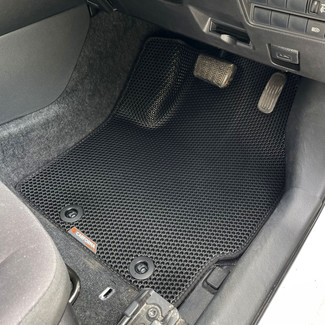 EVA коврики на Toyota Yaris IV 2019 - 2025 в Мытищах