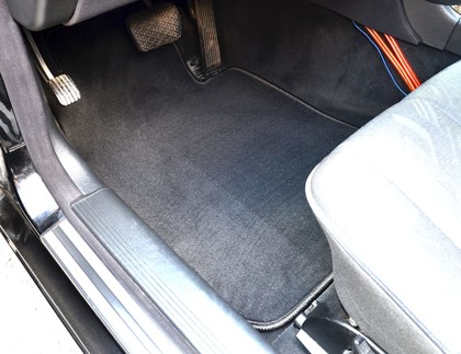 Коврики на Mercedes E (W210) 1995 - 2002 в Мытищах