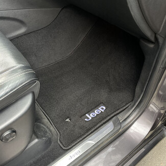 Коврики на Jeep Grand Cherokee (WK2) 2010 - 2022 в Мытищах