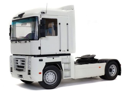Коврики на Renault Magnum 1990 - 2013 в Мытищах