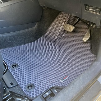 Ворсовые коврики на Toyota Corolla Axio (E16) 2012 - 2025 в Мытищах