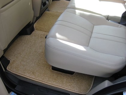 Коврики на Land Rover Discovery III 2004 - 2009 в Мытищах